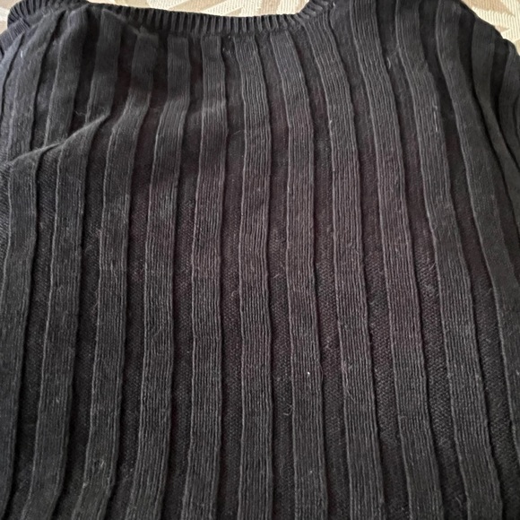 Telluride Clothing Co  Black  v-neck long sleeve ribbed sweater - Picture 13 of 15